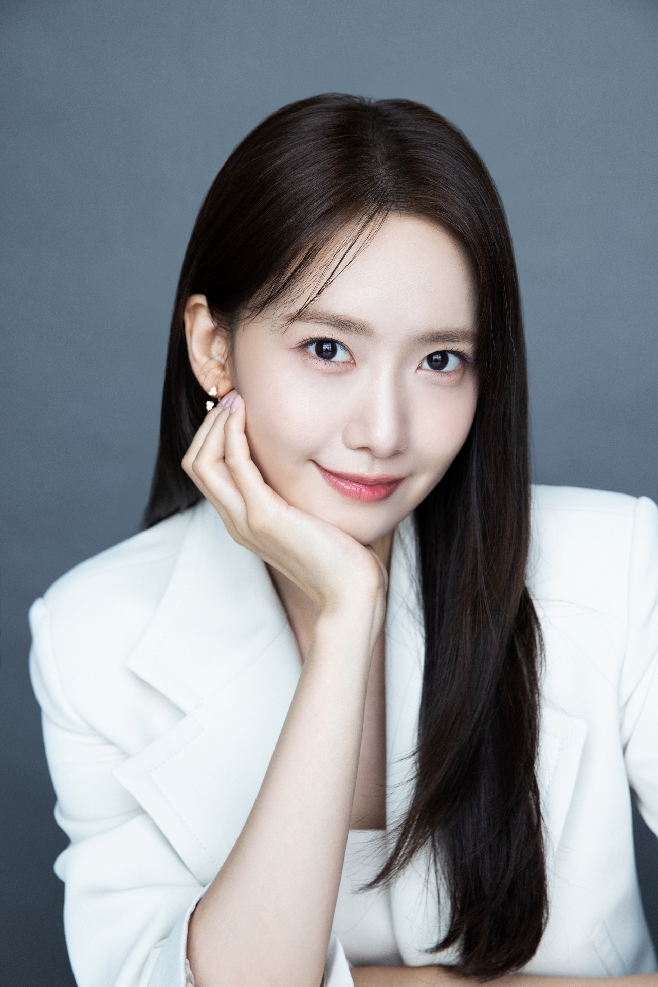 임윤아, ‘청룡시리즈어워즈’ 3회 연속 MC 출격…‘러블리 비주얼+탁월 딕션+센스 입담’