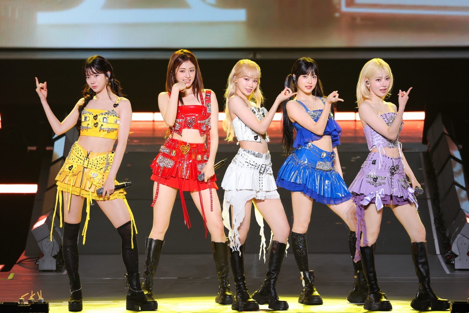 르세라핌 ‘Perfect Night’, 스포티파이 누적 재생 수 3억 돌파…자체 최단기간 신기록