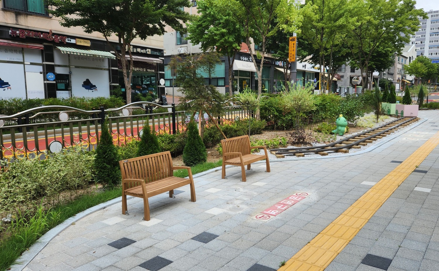 기흥구 흥덕초 통학로에 조성된 '자녀안심 그린숲'