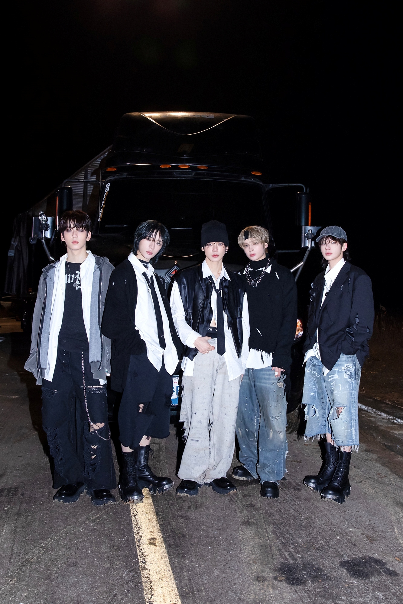 투모로우바이투게더, 20일 여름 운동회 개최…모아 위한 이색 이벤트