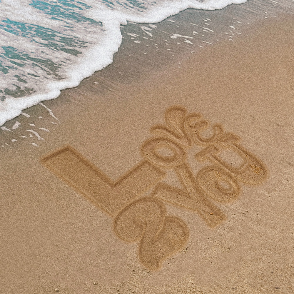 위아이, 30일 새 싱글 ‘LOVE2YOU’ 발매…티징 포토 공개