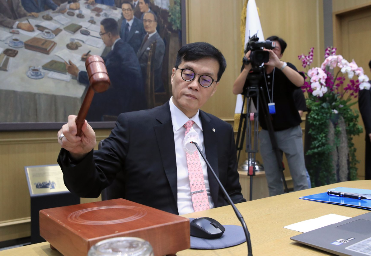 사진: 8월 금통위의 이창용 한은 총재