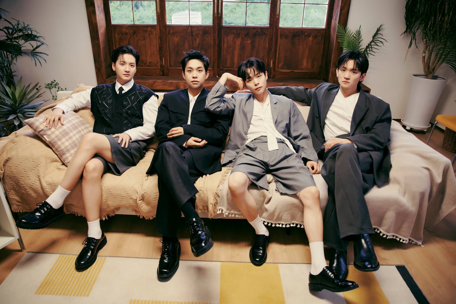 루시, 23일 첫 월드투어 서울 앙코르 콘서트 포문…신곡 '빌런' 무대 최초 공개