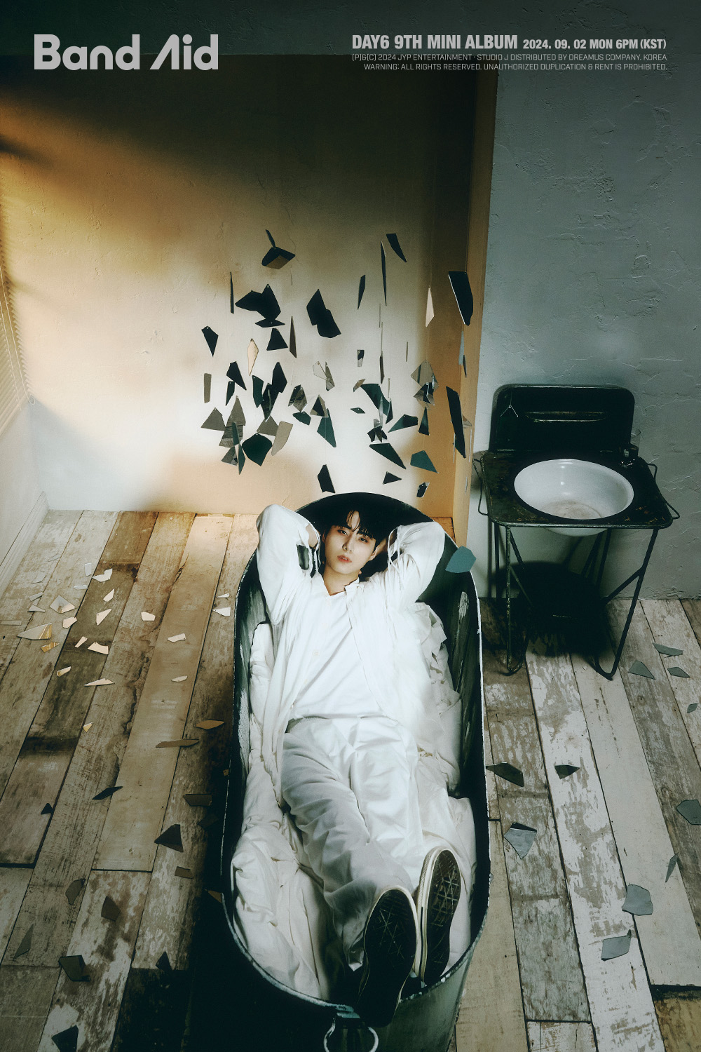 데이식스 영케이, 새 미니 앨범 개별 티저 포토 4종 공개…시크 카리스마+부드러운 매력 발산