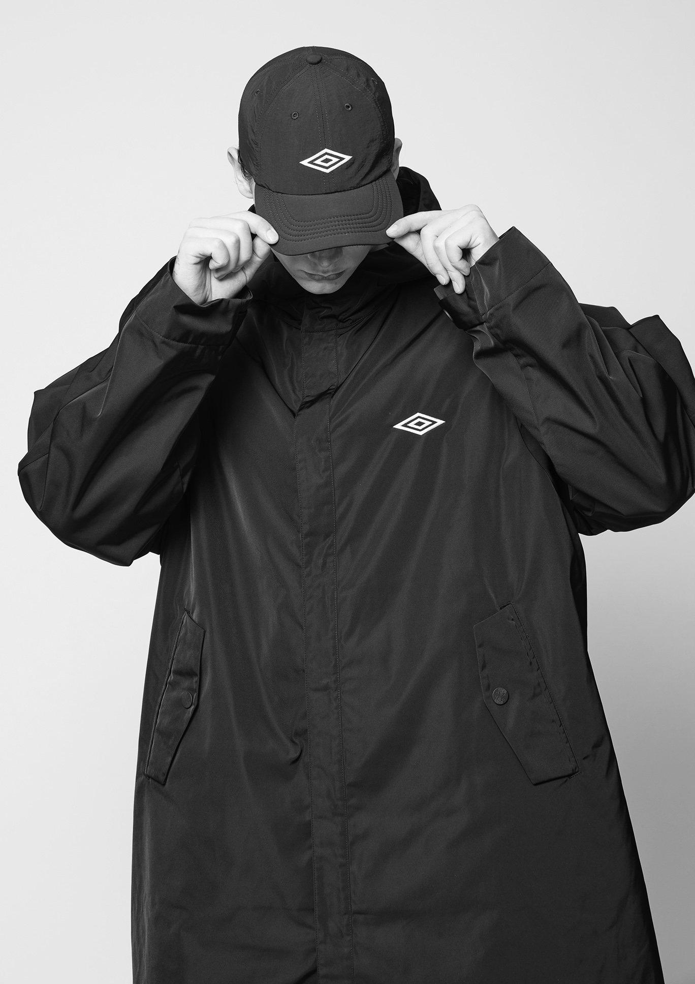 엄브로(UMBRO) X 화이트 마운티니어링(WHITE MOUNTAINEERING) 24AW 협업 공개