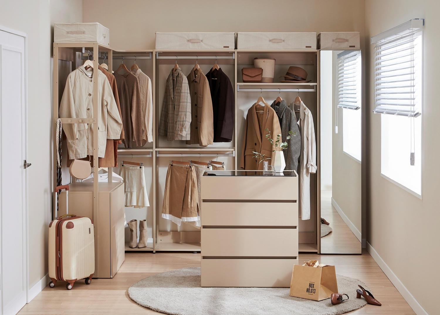 스테이 드레스룸