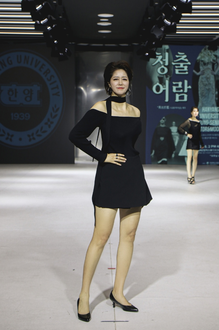 한양대 시니어모델 7기 홍육희, 더청담문화예술아카데미 사진제공