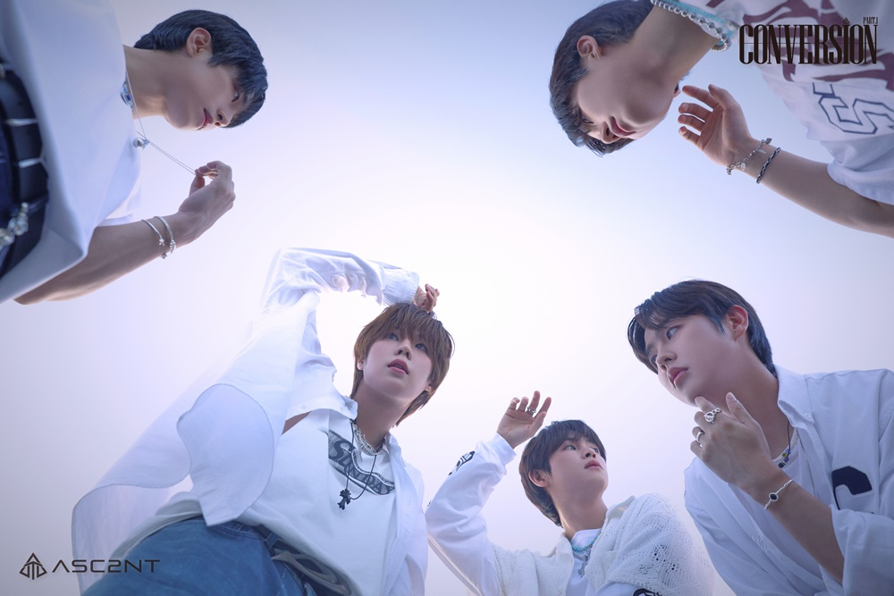 어센트, 청량과 몽환 그 사이…신보 첫 콘셉트 포토 공개