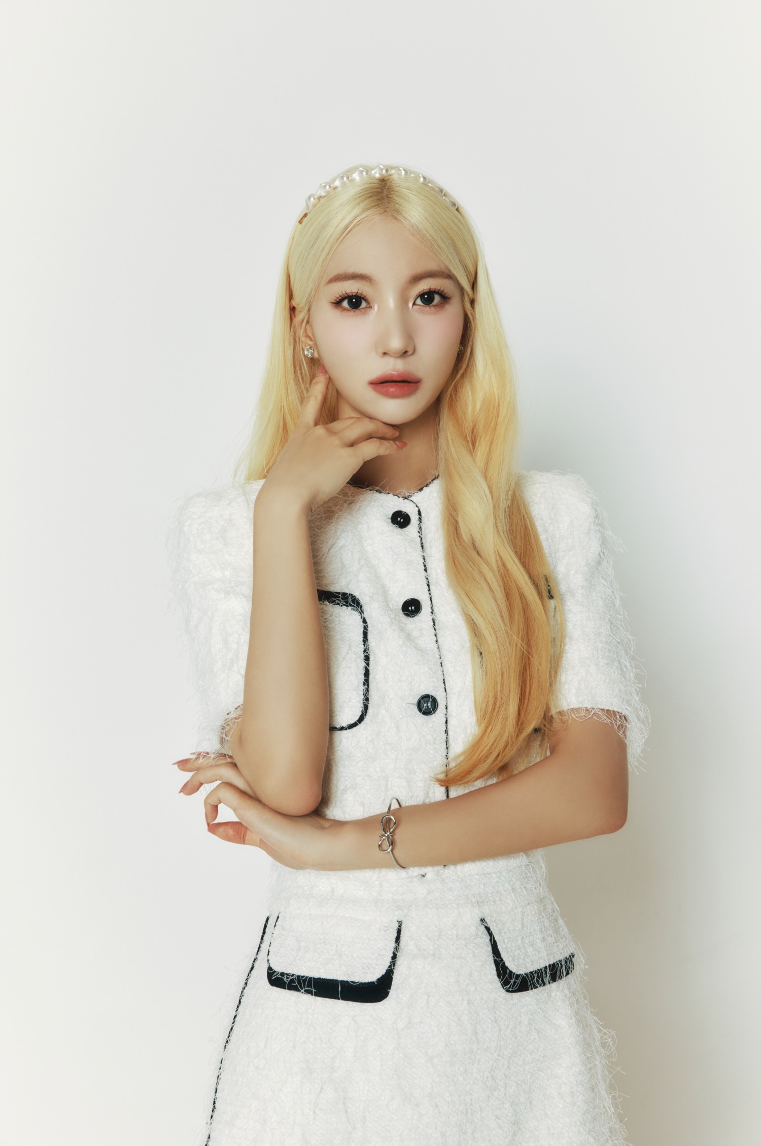 오마이걸 유빈, ‘전설의 취사병’ 메인 MC 발탁…매력만점 활력소 기대