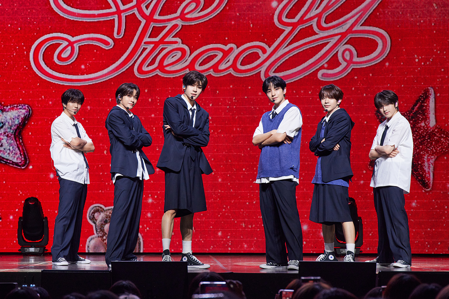 NCT WISH, 첫 미니앨범 발매 기념 쇼케이스 성황…힘차게 활동 포문 열었다