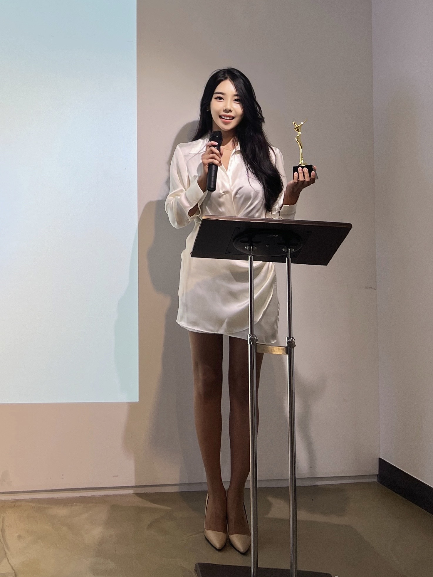 2024 TOP 10 레이싱모델 김지나, 사진제공 코리아레이싱모델그룹