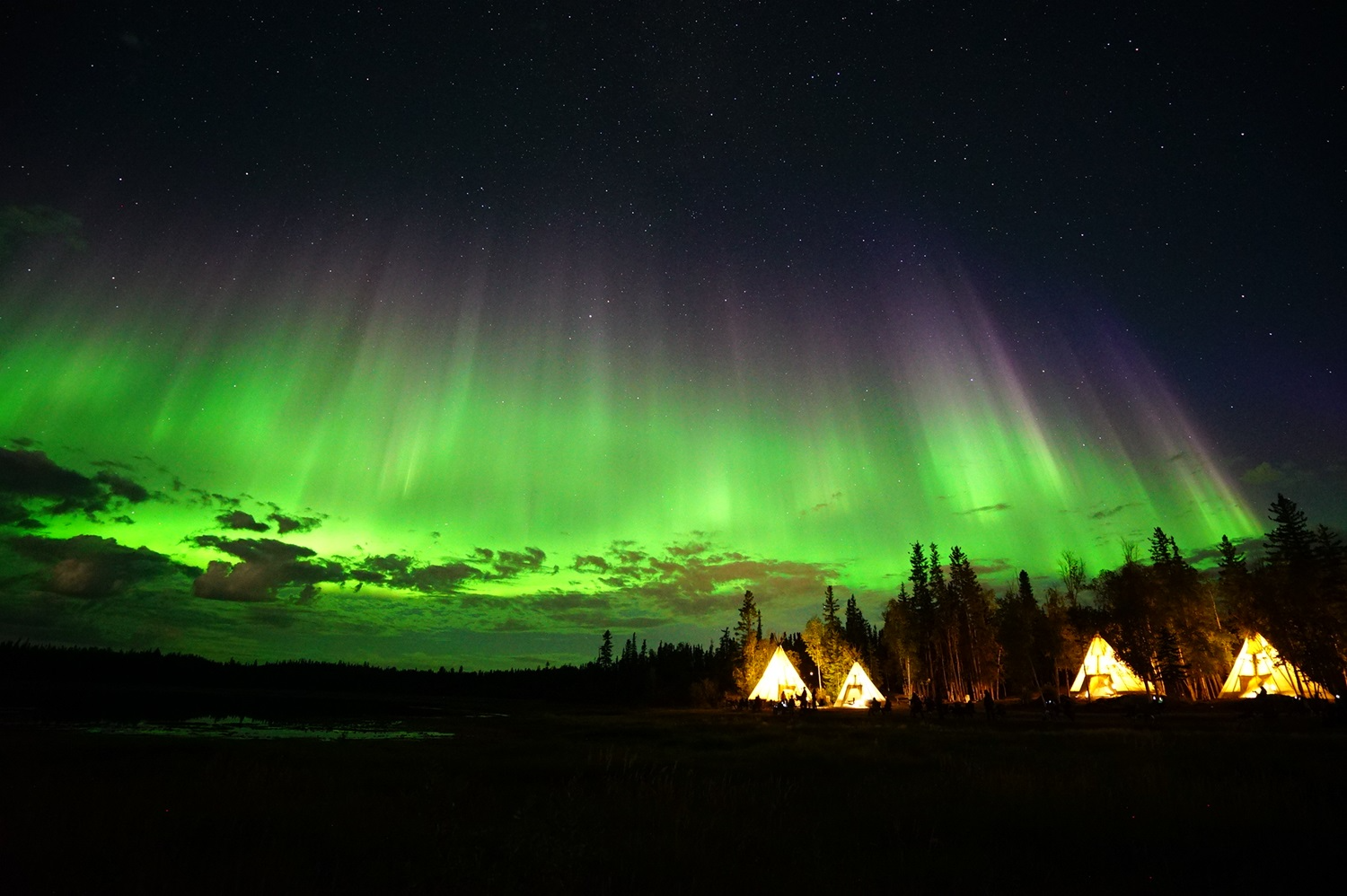 ▲오로라 투어 패키지 이미지(캐나다 옐로나이프)