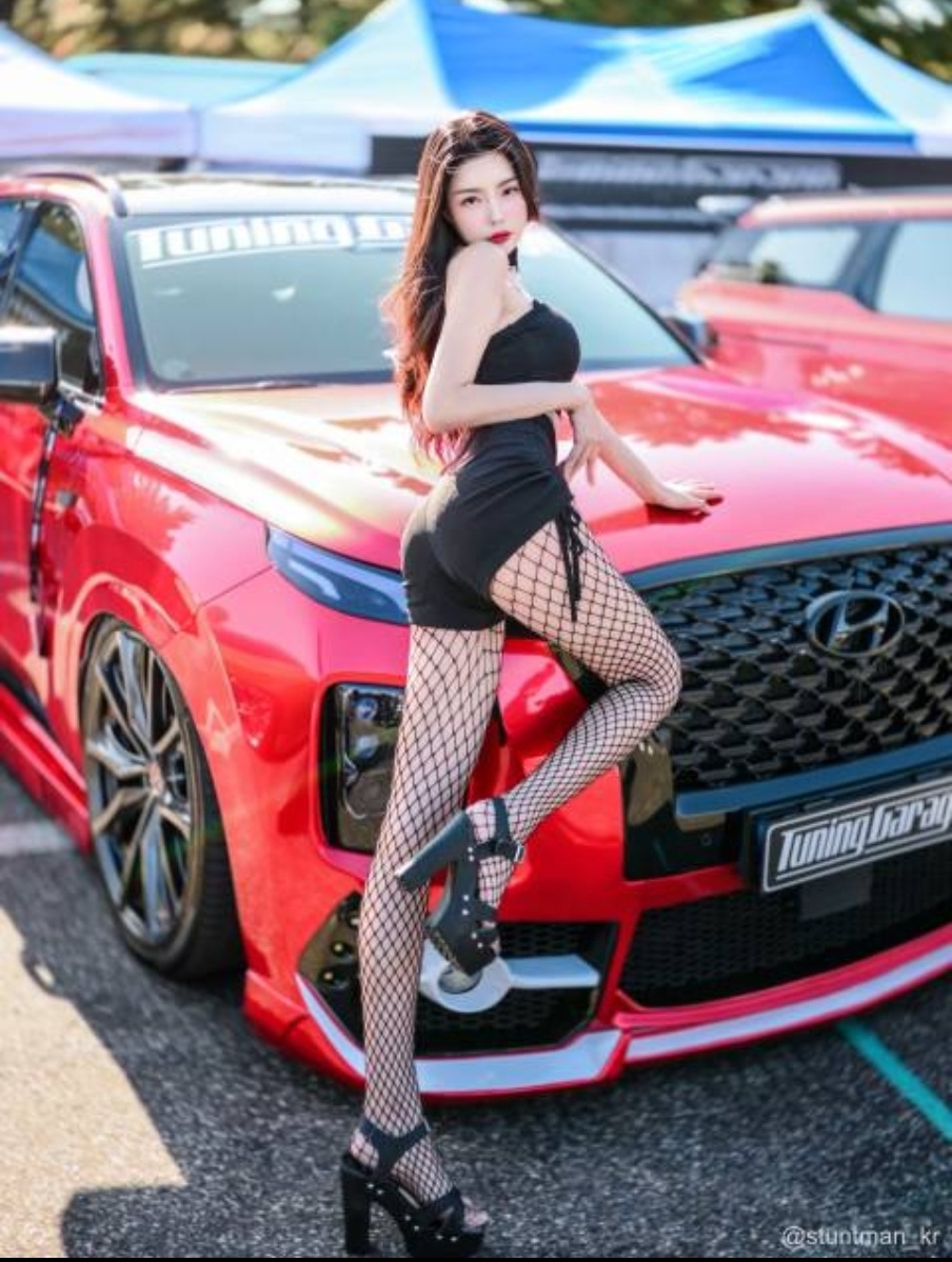 2024 TOP 10 레이싱모델 김주연, 사진제공 코리아레이싱모델그룹