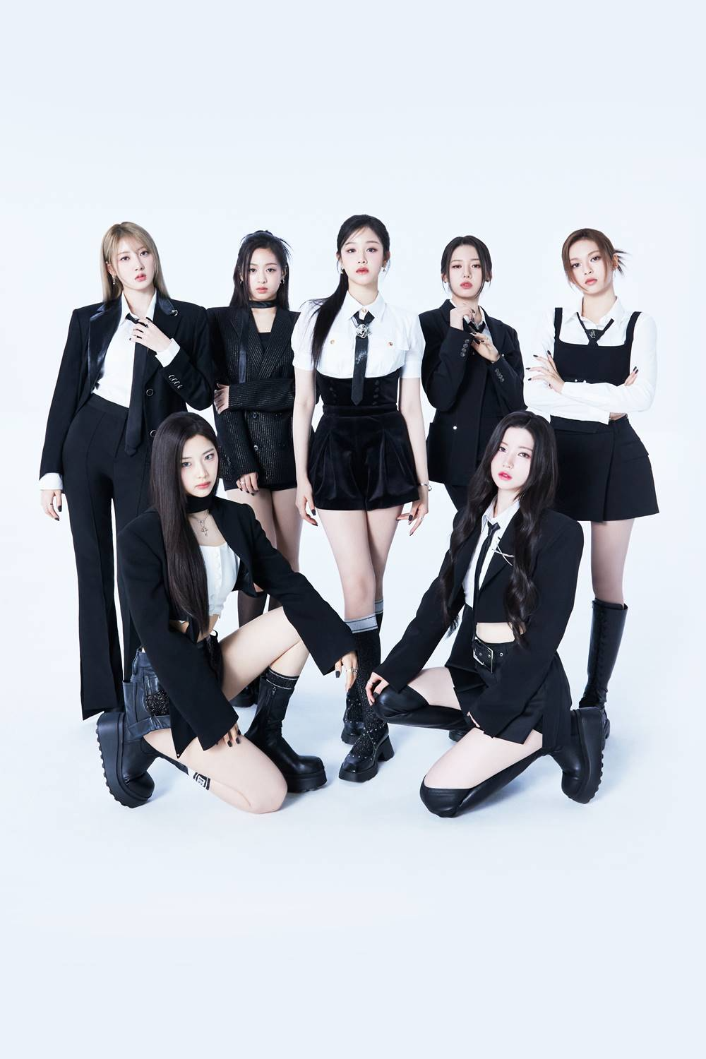 베이비몬스터, 유튜브 구독자 수 7백만 돌파…차세대 '유튜브 퀸' 막강한 저력