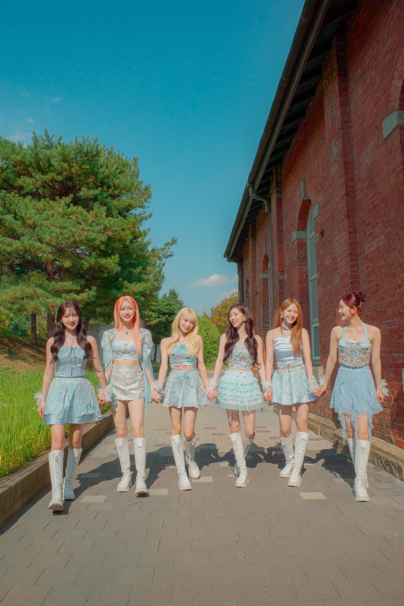 드림노트, ‘초록빛’ 콘셉트 포토 공개…눈부시게 청량한 비주얼