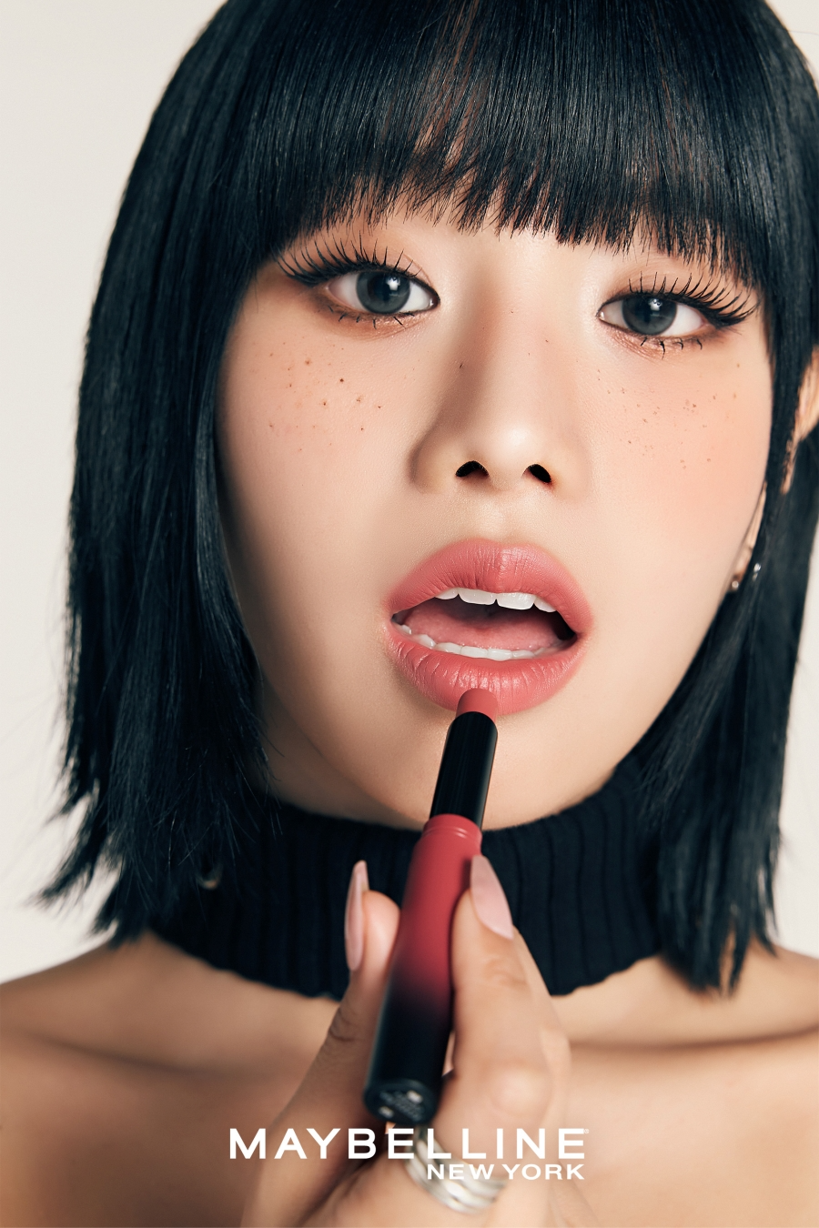 키스오브라이프 나띠 화보컷(사진제공: 메이블린 뉴욕)