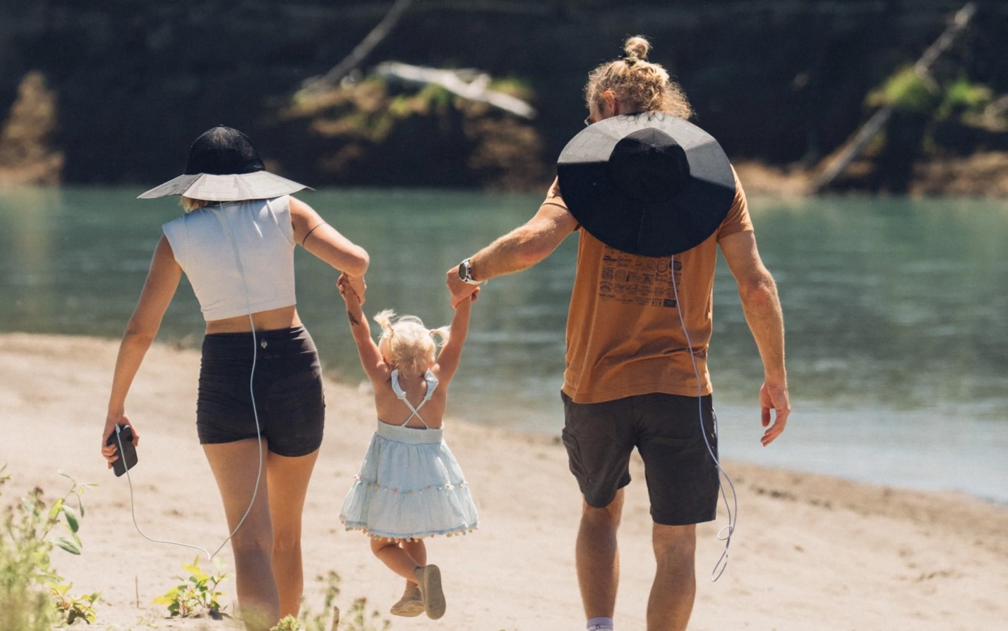 야외 활동의 필수템, 에코플로우 태양광 충전 모자 출시