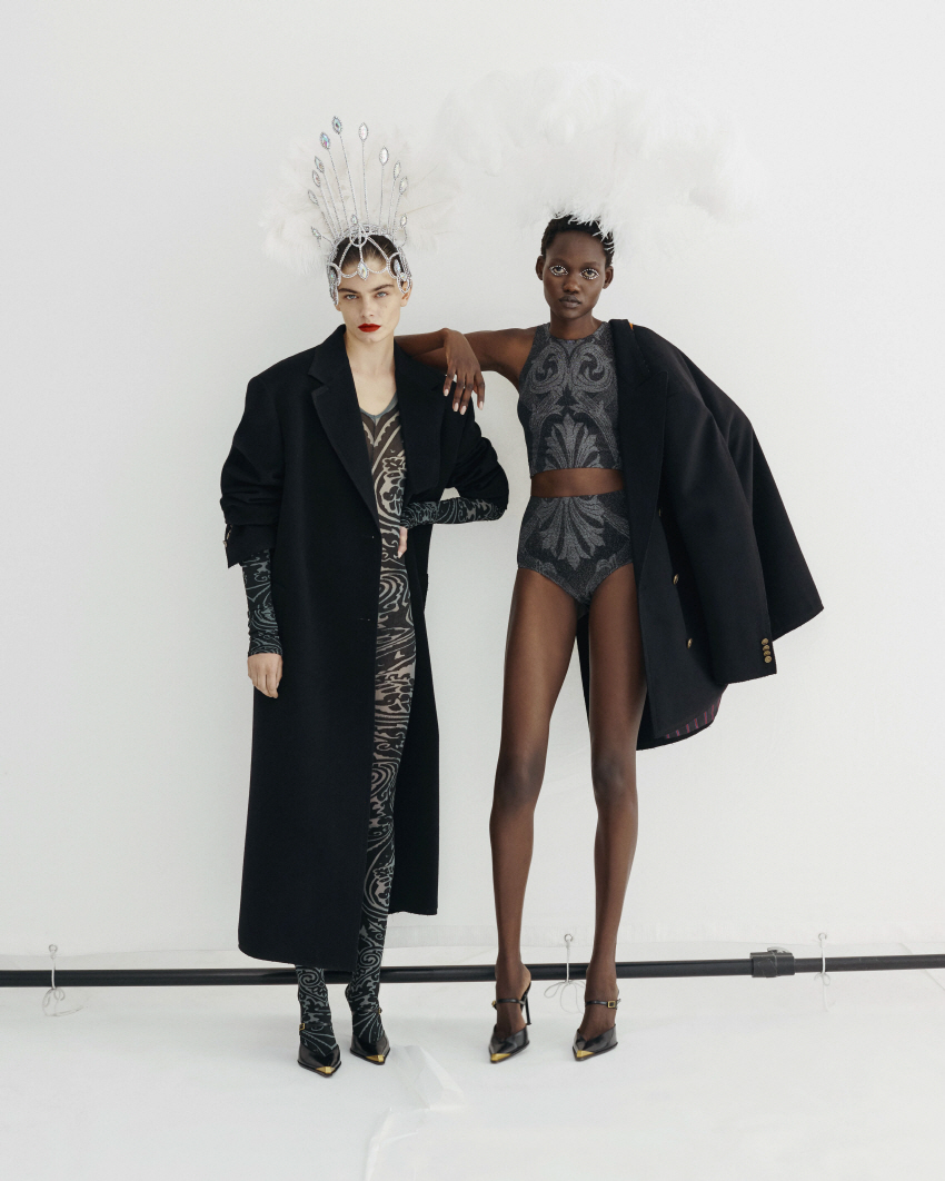 에트로(ETRO) X 월포드(Wolford) 협업 캡슐 컬렉션 런칭