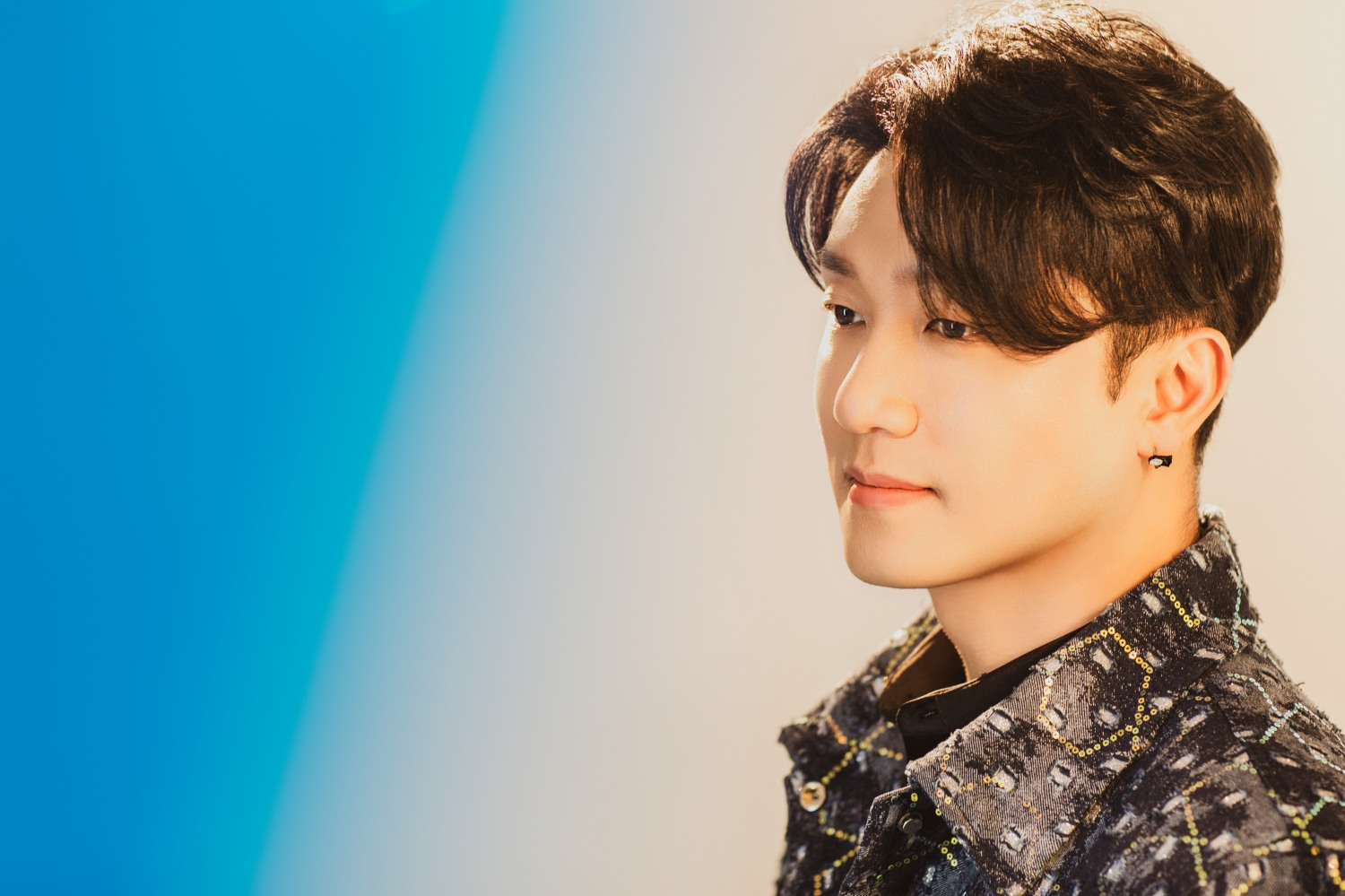 사진=가수 래준 / 출처=(주)채널넘버식스 제공