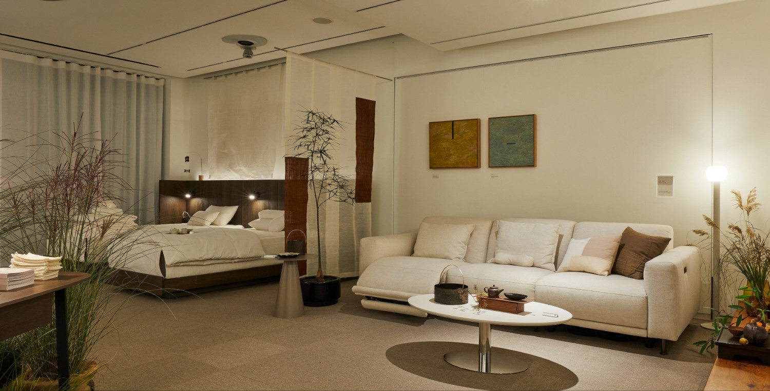 한샘, 한옥 갤러리 지우헌서 호텔침대 및 리클라이너 소파 선보여