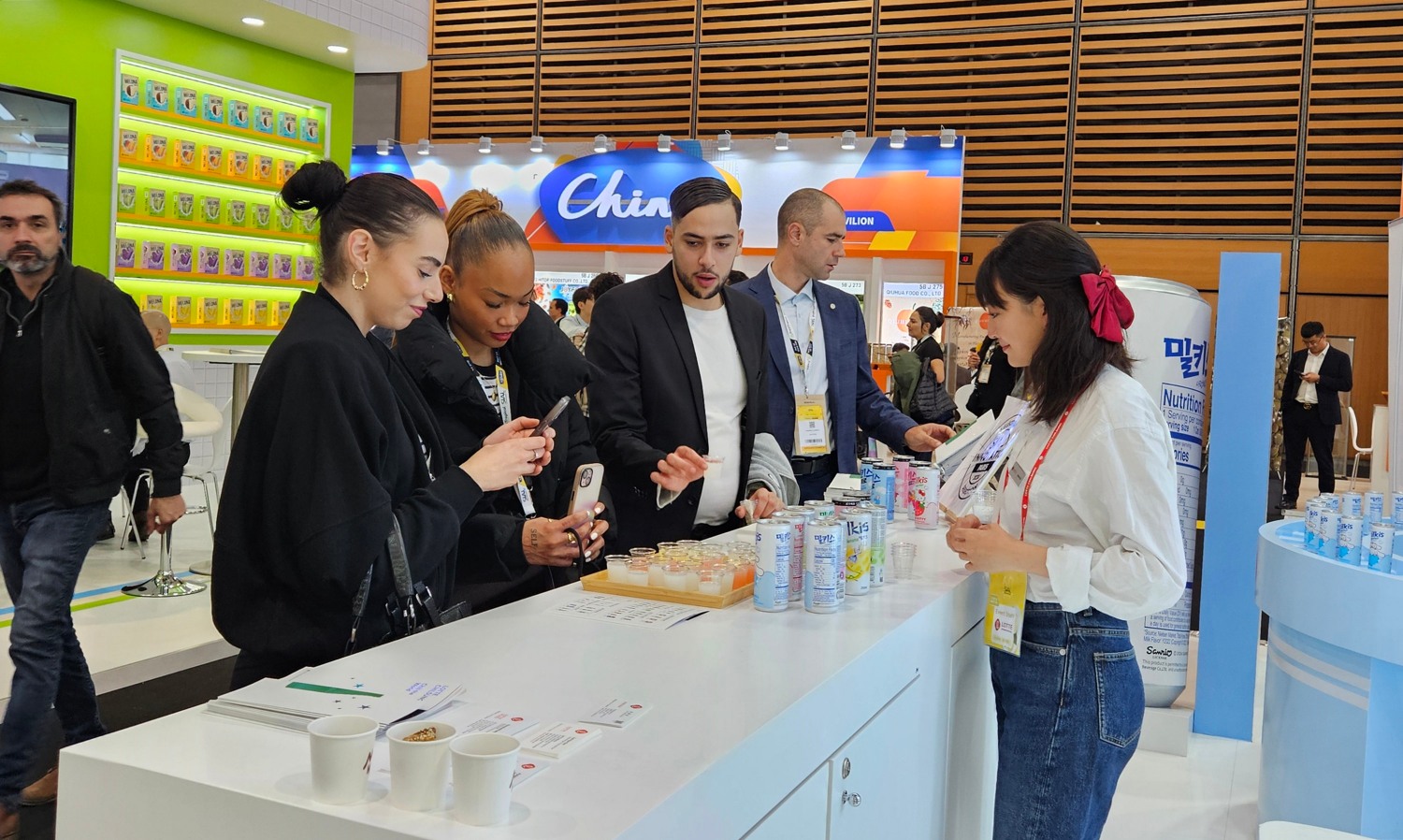 롯데칠성음료, ‘밀키스 제로’, ‘새로’ 앞세워 식품 박람회 'SIAL Paris 2024' 첫 참가