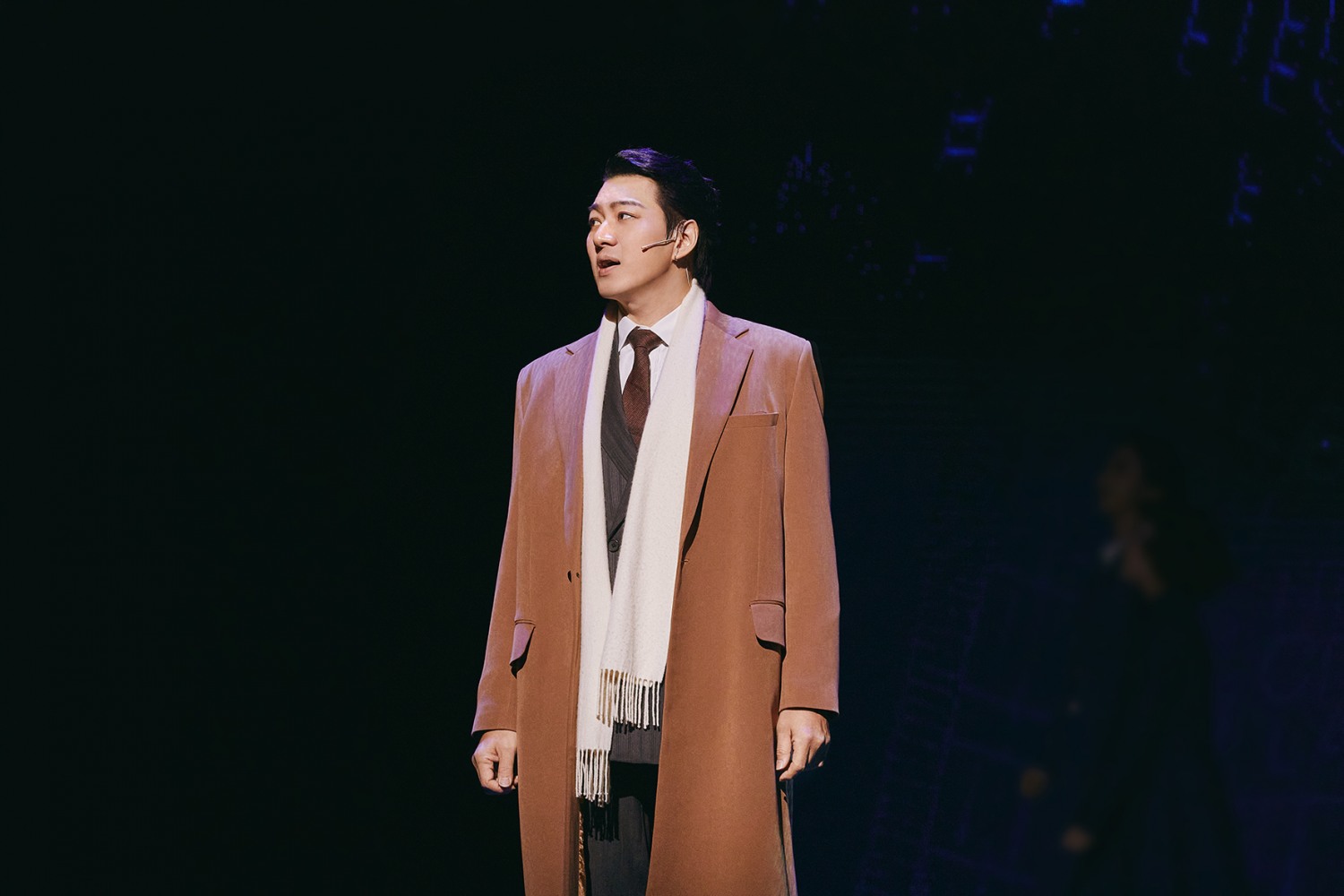 송일국, 뮤지컬 ‘애니’로 보여준 끝없는 가능성…무대 가득 채운 열정