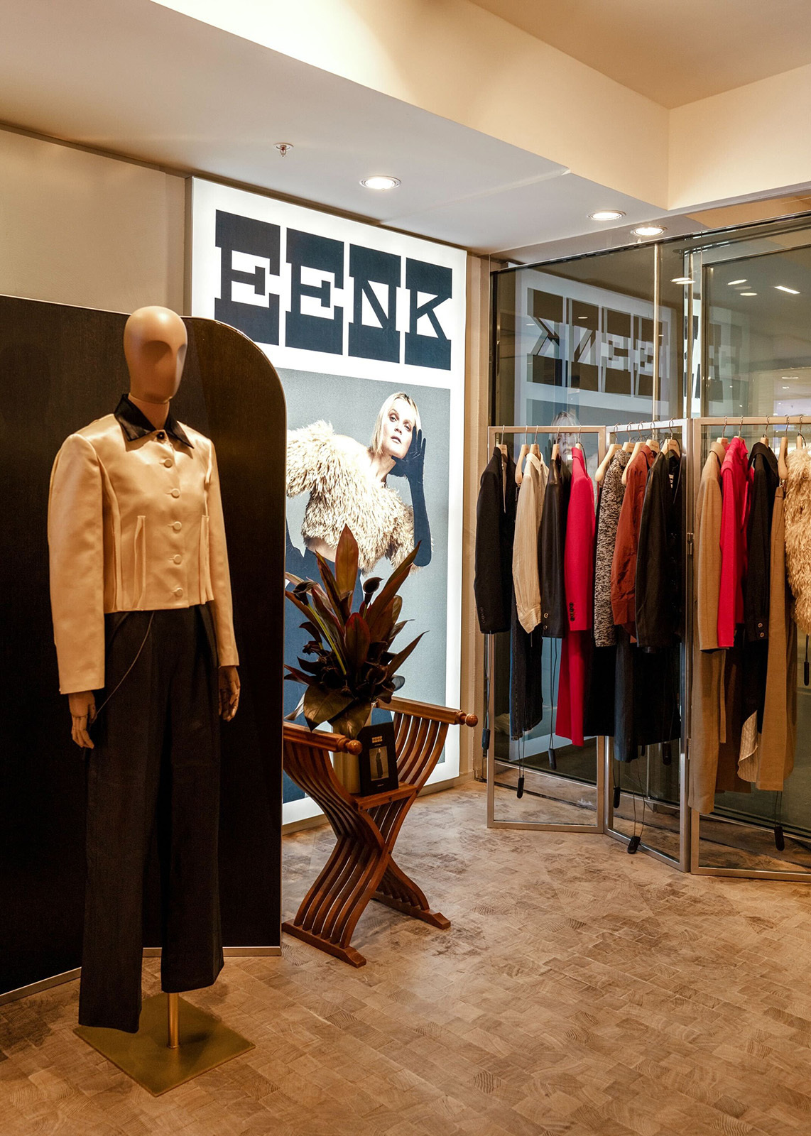 잉크, 아시아 여성복 브랜드 최초 쁘렝땅 팝업 스토어 운영