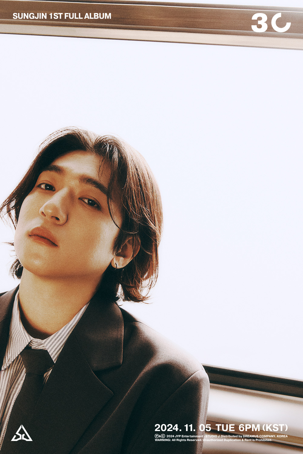 DAY6 성진, 정규 1집 콘셉트 포토 속 더욱 짙어진 가을 향기