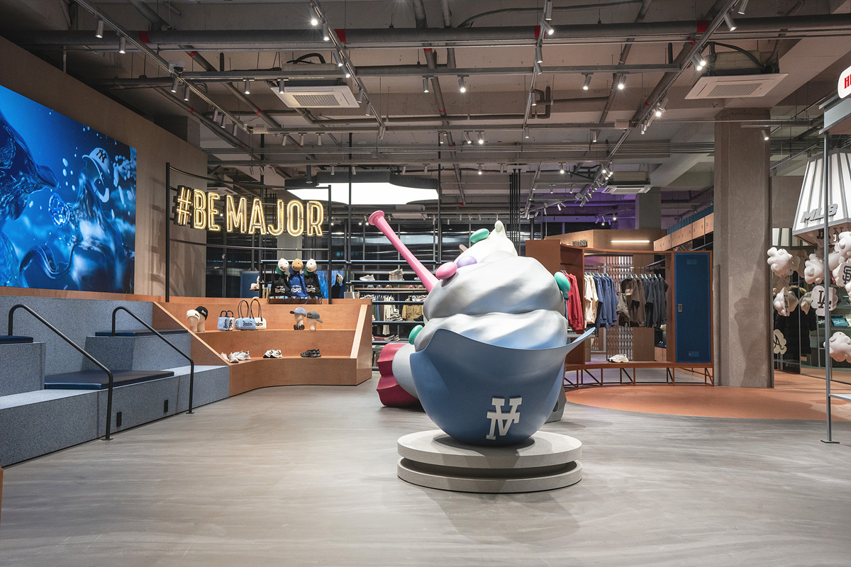 MLB, 팝아트적인 상상력 더한 한남동 플래그십 스토어 오픈