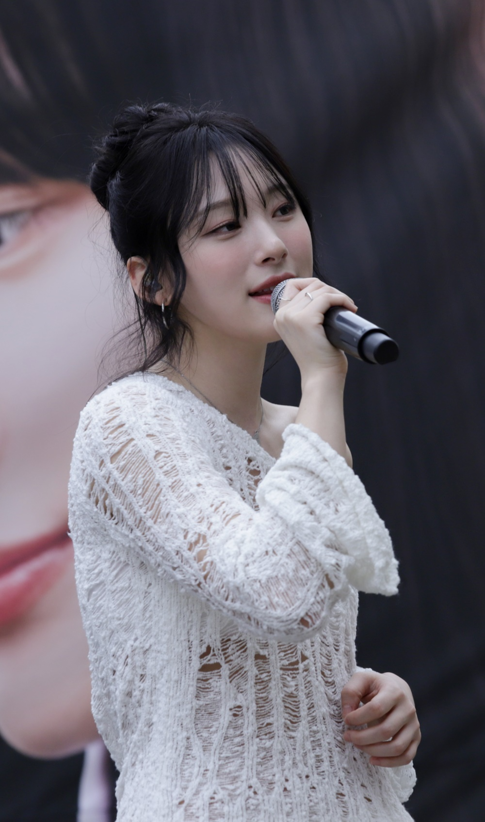 이젤(EJel), 데뷔 기념 미니 콘서트 성료…여운 가득 라이브 선사