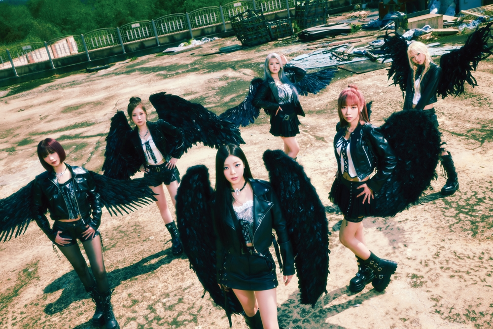 퍼플키스, 미니 7집 활동 성료…"플로리들과 달릴 수 있어 행복…더 멋진 모습으로 돌아올 것"