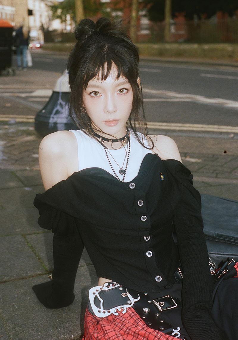 태연, 18일 미니 6집 발매 기념 특별 라이브 방송 진행…글로벌 팬 만난다