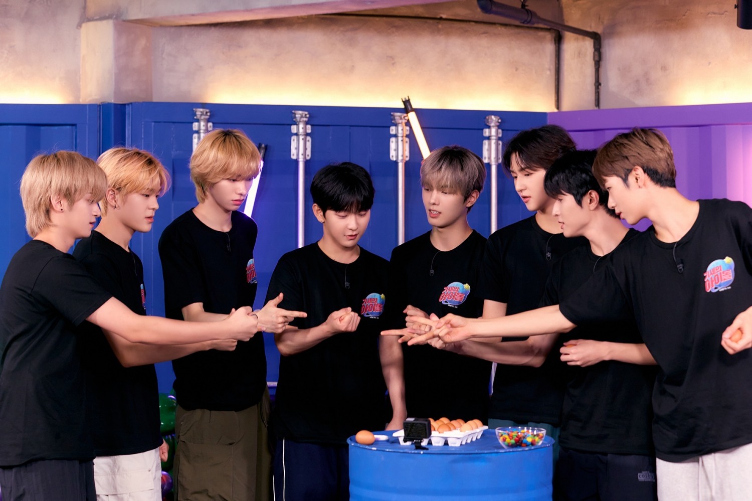 휘브, 새 자체 콘텐츠 ‘기세의 아이돌’ 론칭…비하인드 사진 공개