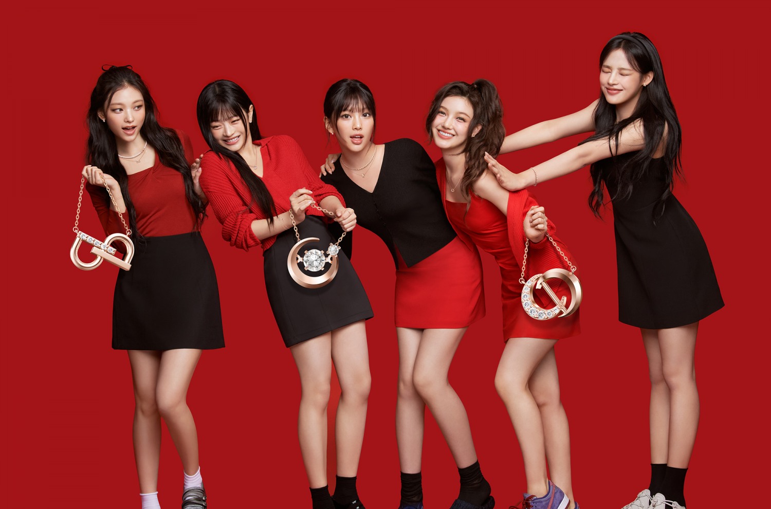 스톤헨지, 홀리데이다이아 출시