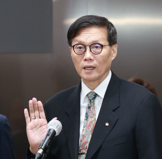 사진: 최근 국정감사에서의 이창용 한은 총재