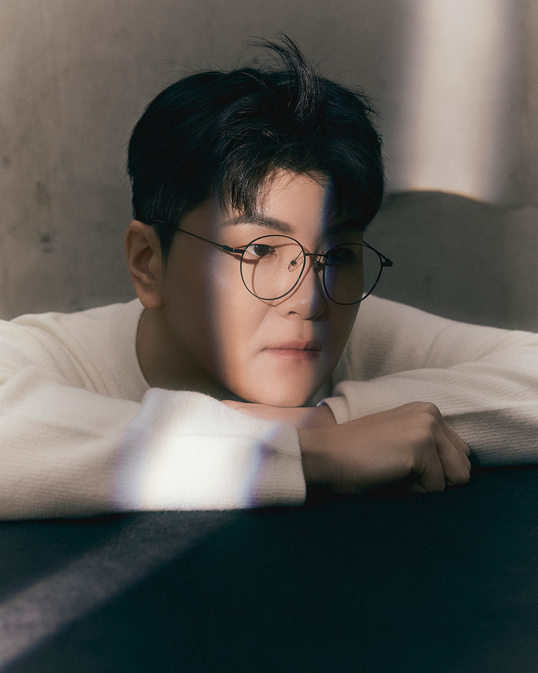 신용재, 내달 4일 미니앨범 ‘빛’으로 컴백…이미지 티저 오픈 ‘겨울 분위기 물씬’