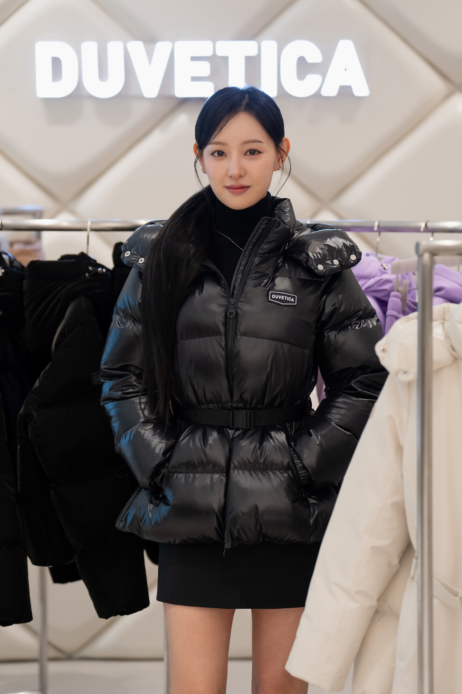 듀베티카, 더현대 팝업 개최! ‘겨울의 여왕’ 김지원 등판