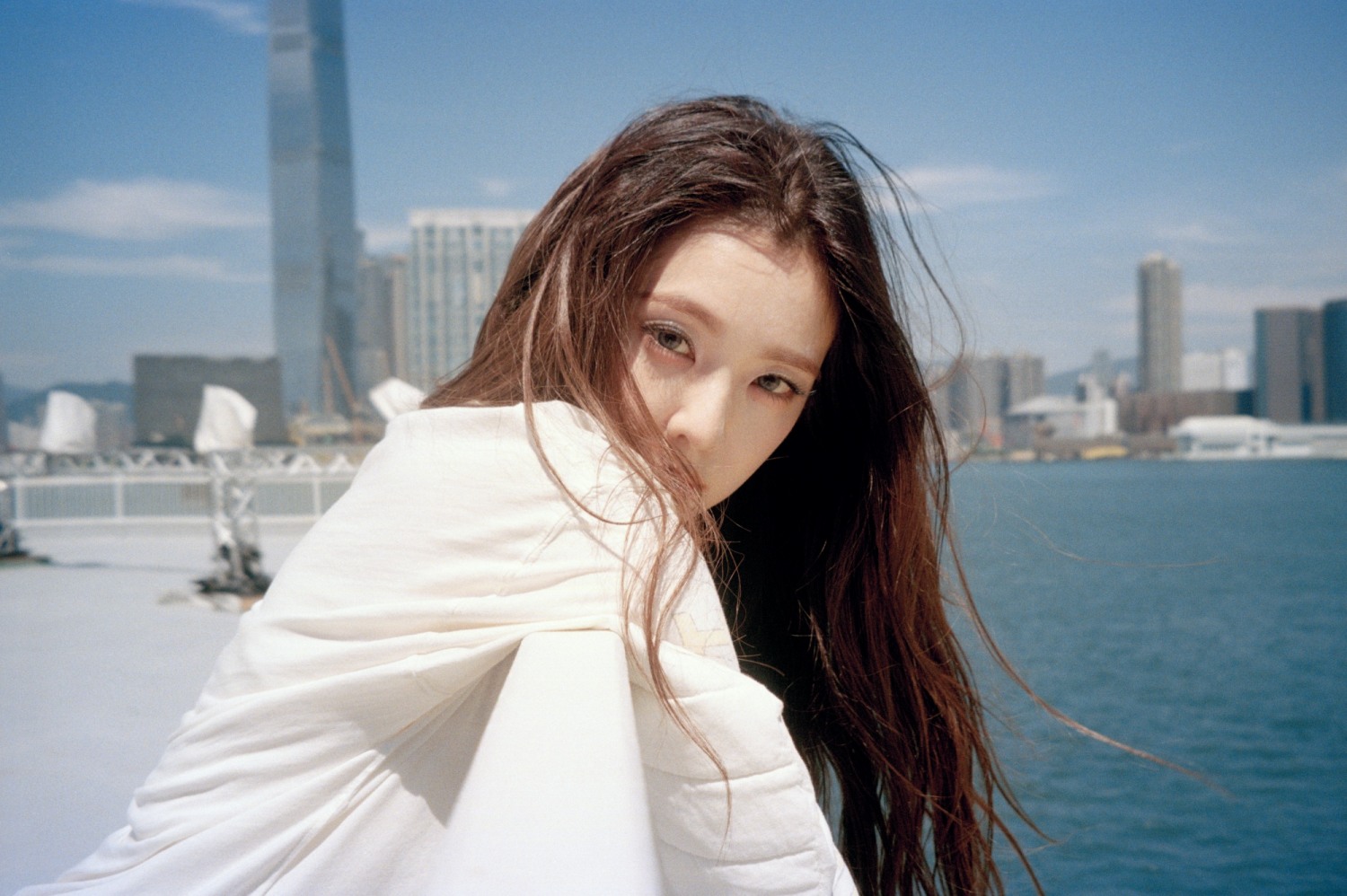 ‘솔로 데뷔’ 레드벨벳 아이린, 신곡 ‘Like A Flower’ 음악방송 스타트…29일 KBS2 ‘뮤직뱅크’ 출연