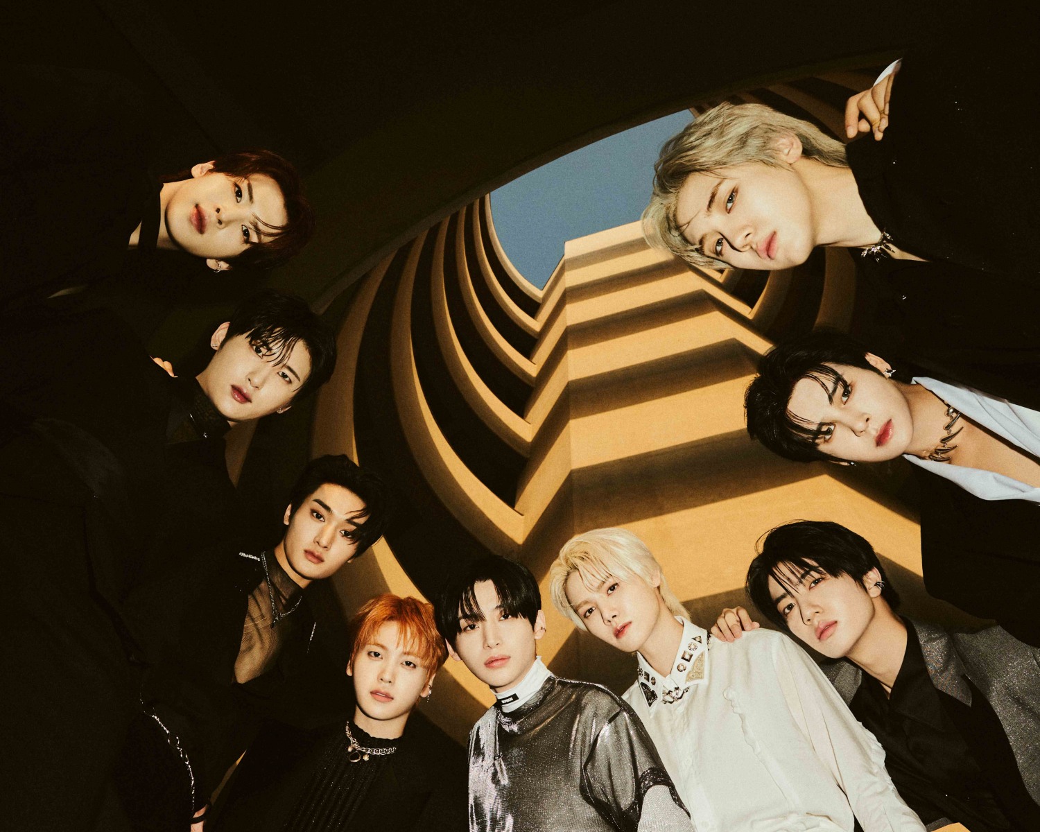 크래비티, 신보 '파인드 디 오르빗' 패스파인더 공개 완료…다채로운 콘셉트 소화력