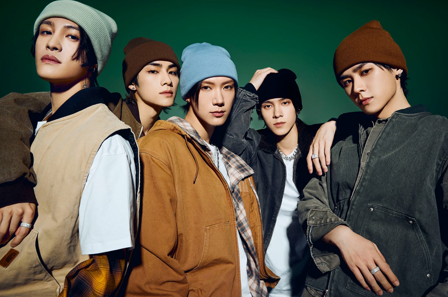 WayV, 음악방송서 수록곡 ‘HIGH FIVE’ 무대 공개…‘긍정적 메시지+에너제틱 안무’