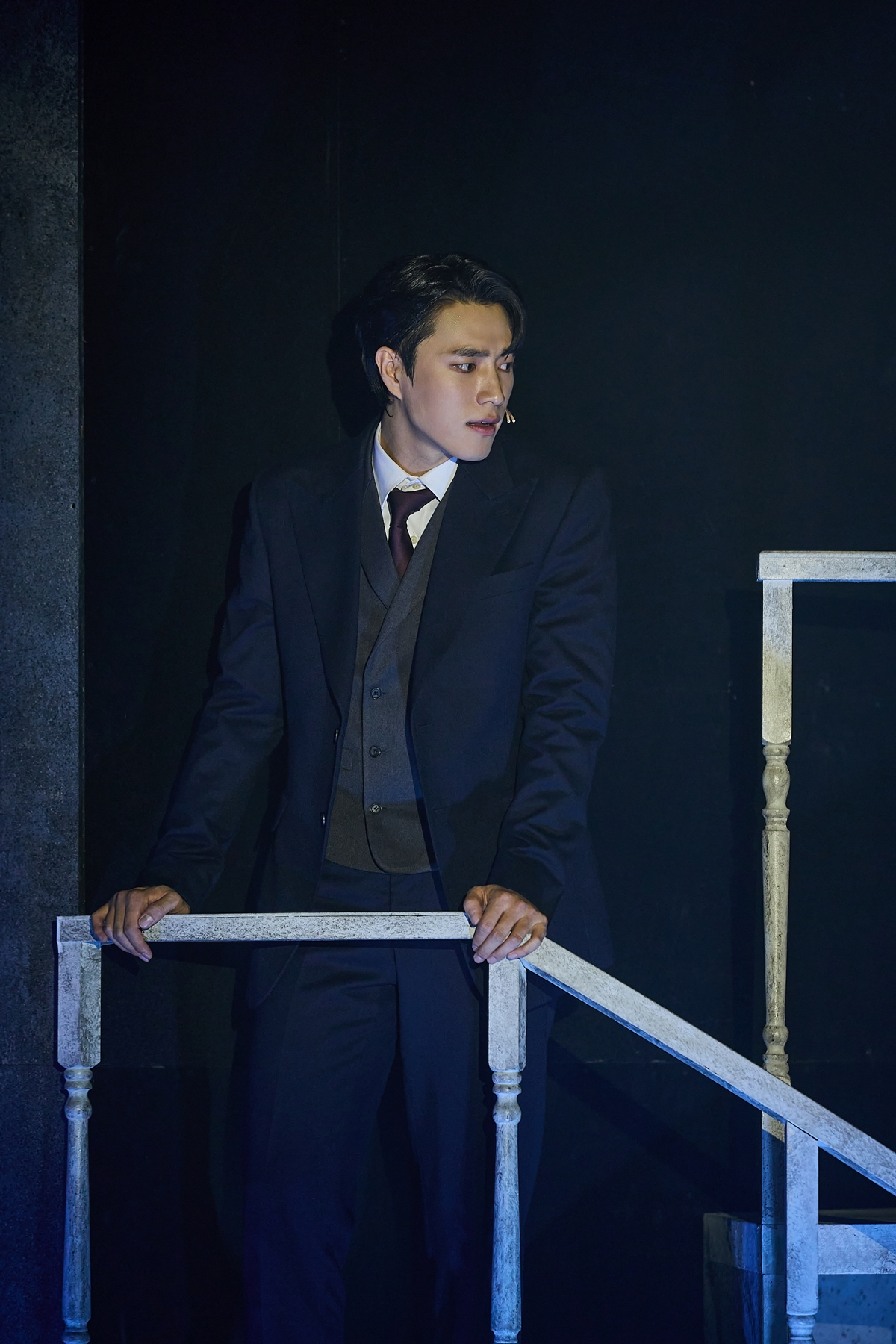 황휘, 뮤지컬 ‘쓰릴 미’ 성료…연말까지 꽉 채운 활약