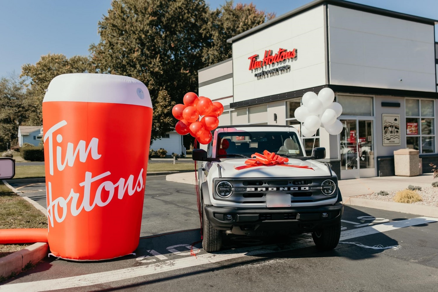 팀홀튼, 국내 진출 1주년 기념 역대급 경품과 함께하는 ‘롤업투윈(Roll Up to Win)’ 캠페인 전개