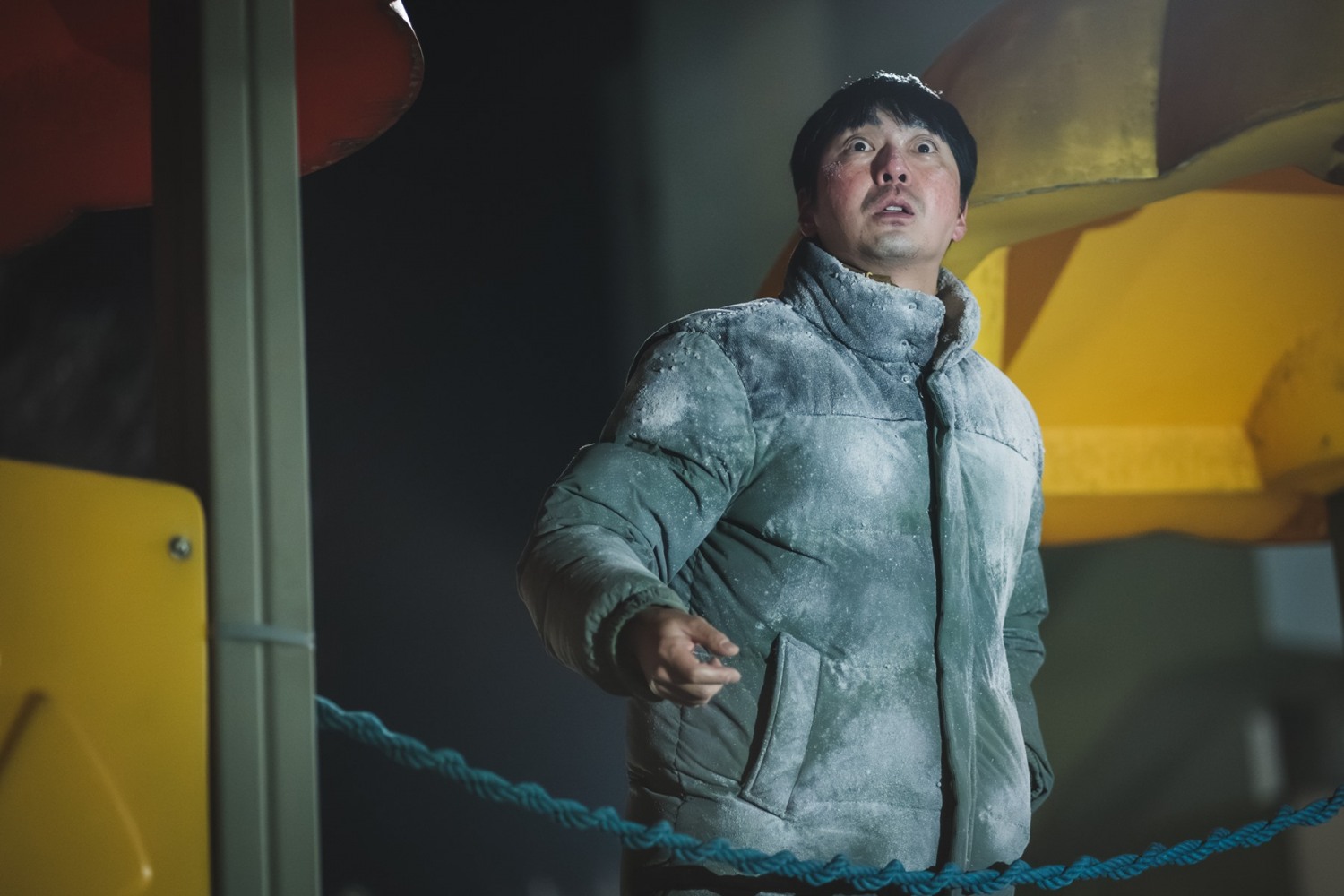 ‘조명가게’ 박정표, 주지훈과 호흡…개 짖는 소리 쫓는 의문의 남자로 첫 등장