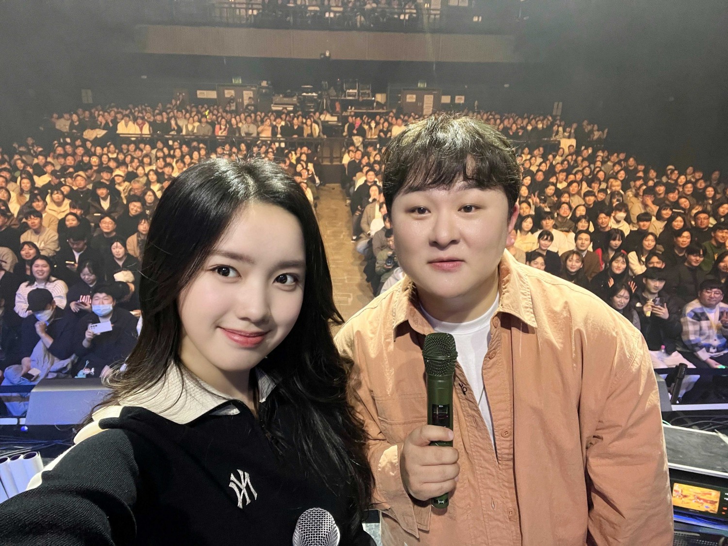 유니스 엘리시아, 허각 앞에서 ‘헬로’ 열창⋯콘서트 관객 이벤트 깜짝 등장