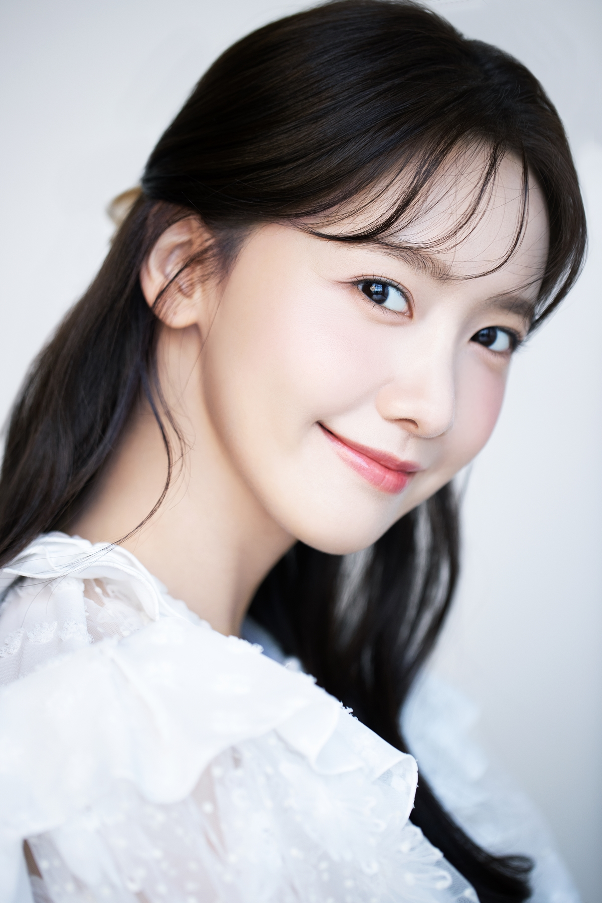 임윤아, MBC 가요대제전 MC ‘화려한 피날레’…“의미가 큰 10년, 함께 할 수 있어 뜻깊은 시간”