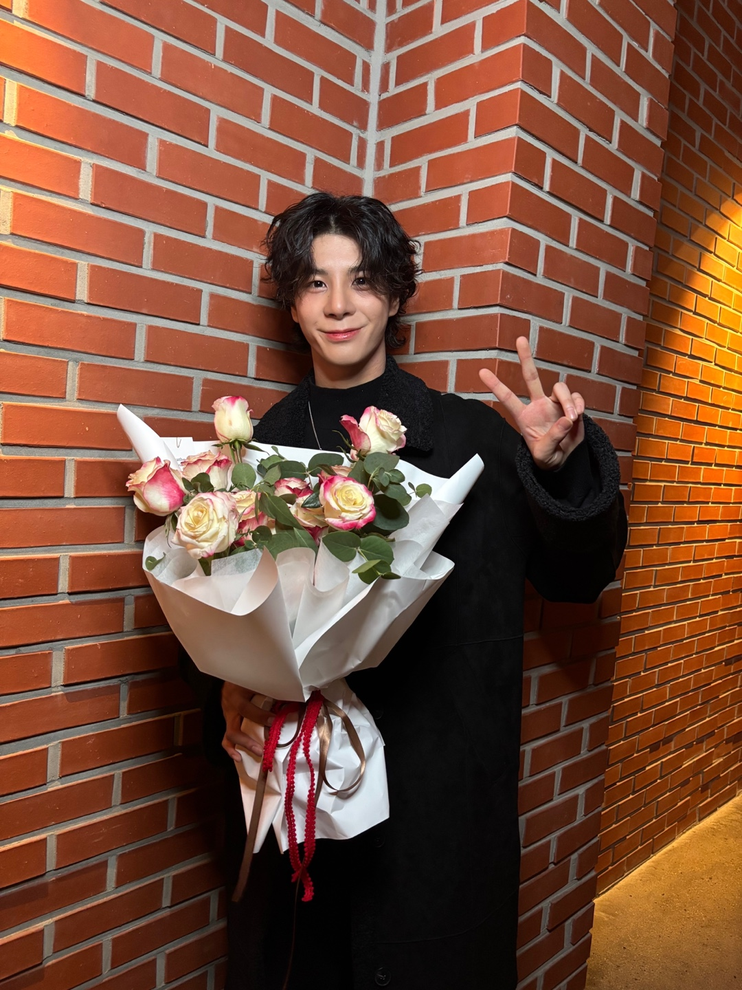 정동원, ‘성탄총동원 더 무비’ 첫 무대인사 성료…팬들과 데뷔 5주년 기념