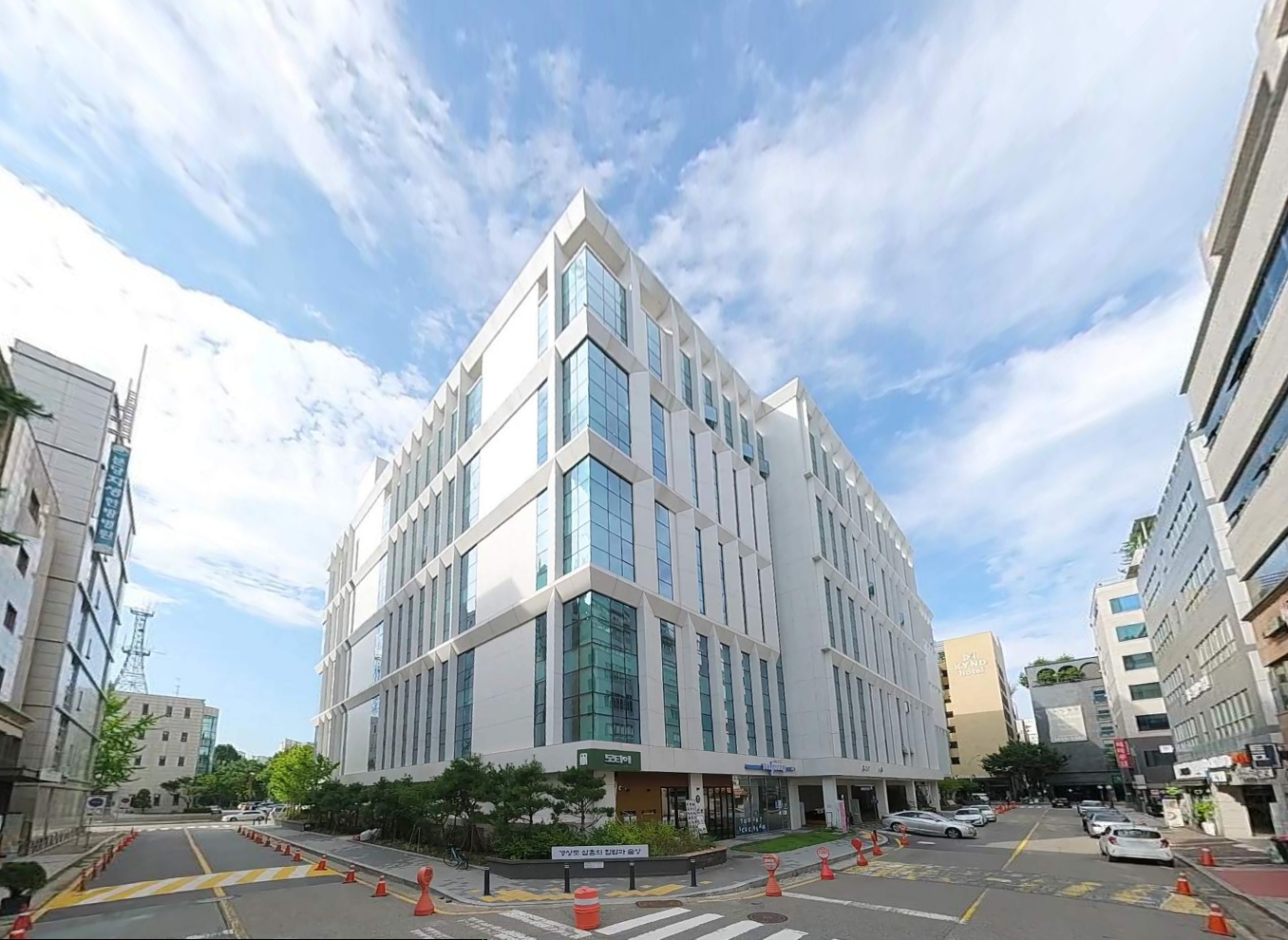 코람코라이프인프라리츠의 신규 편입자산 라포르테블랑 서현 주차타워