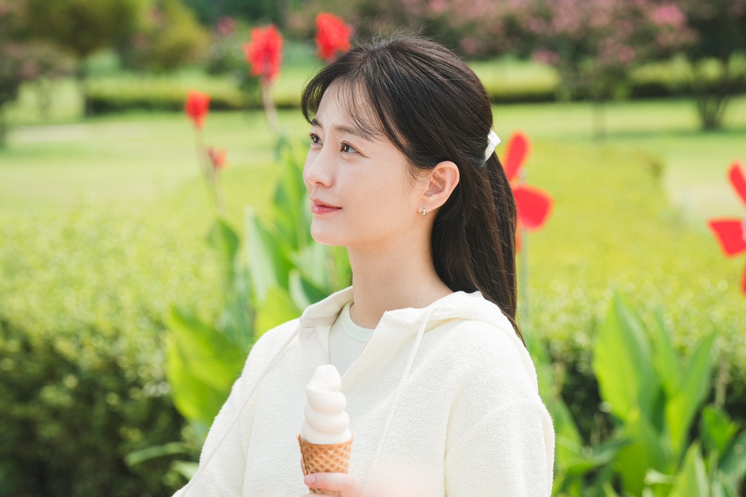 ‘사랑은 외나무다리에서’ 정유미, ‘로코 퀸’ 또 한 번 만개…‘로맨스+코미디’ 완벽 소화