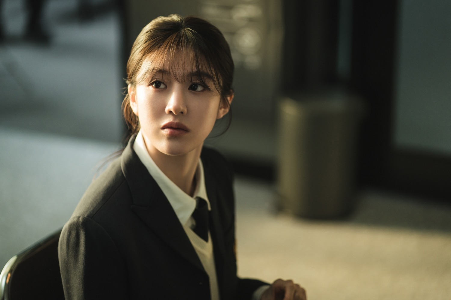 깜짝 카메오 등장 엔딩에 폭발적 반응 쏟아진 ‘조명가게’…고윤정 & 박정민 현장 스틸 & 그리팅 영상 공개