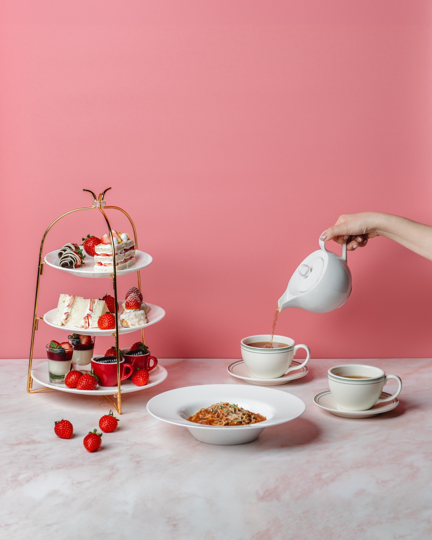 코트야드 메리어트 서울 남대문 호텔, 스트로베리 애프터눈 티 세트 선봬